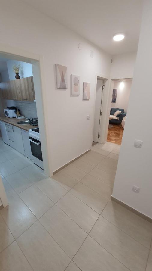 ורדניק Apartman 8 מראה חיצוני תמונה